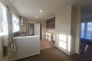 35 Westmeath Street, Waitangirua