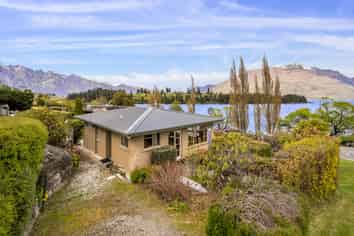 1 Suburb Street, Queenstown Central