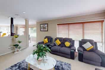 44 Phillips Street, Sanson