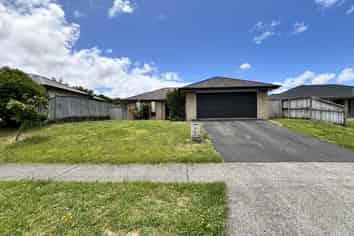 8 Parkgrove Crescent, Pokeno