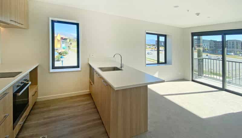 E702/10 Copper Beech Avenue, Frankton