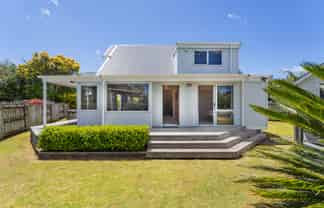 32 The Crows Nest, Cooks Beach