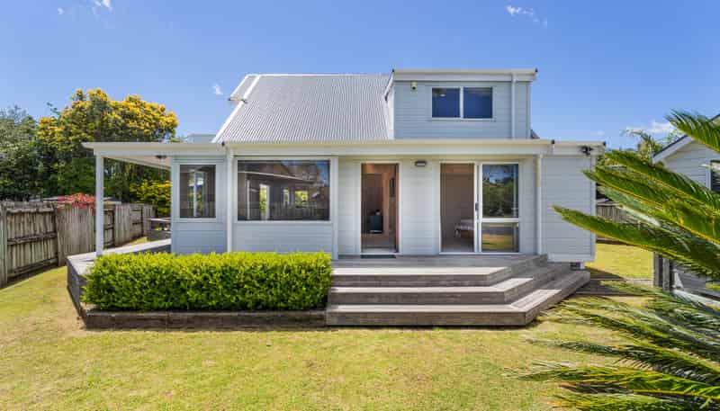 32 The Crows Nest, Cooks Beach