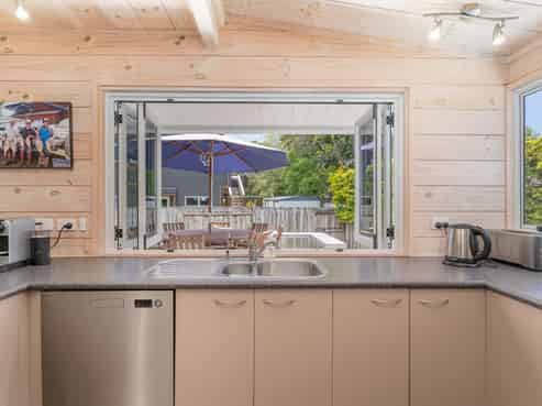 32 The Crows Nest, Cooks Beach