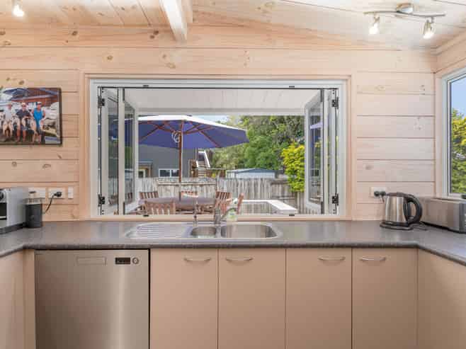 32 The Crows Nest, Cooks Beach