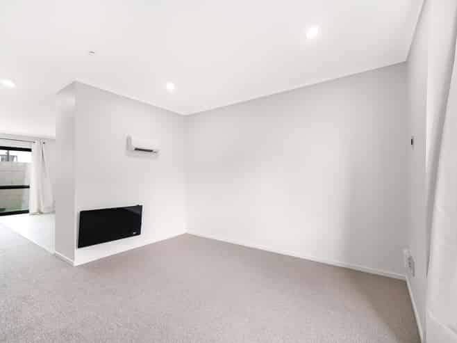 2/5 Wallson Crescent, Wiri