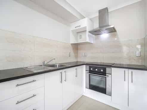 2/5 Wallson Crescent, Wiri