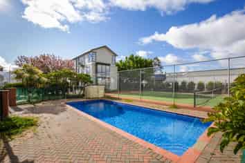 2D/10 Crown Lynn Place, New Lynn