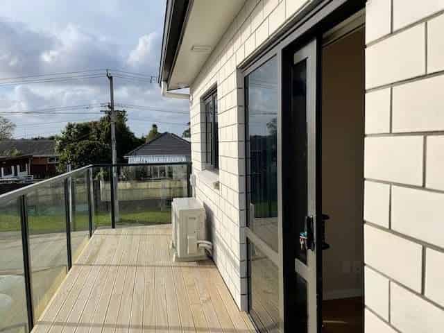 3/3 Edwards Avenue, Henderson