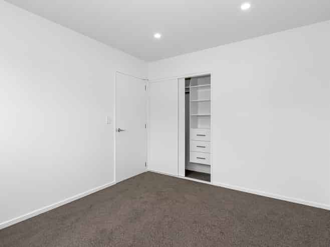 2/17 Frederick Street, Waltham