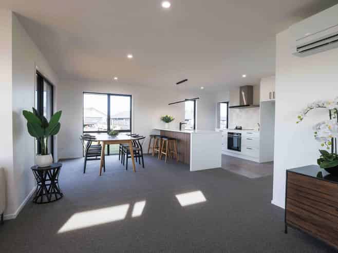 37 Candlesticks Crescent, Lincoln