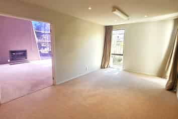 13 English Oak Drive, Albany