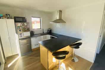 43 Oxford Street, Masterton