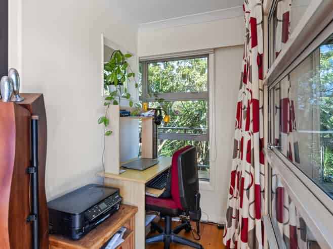 48-50 Tiromoana Road, Raumati South