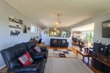 56 Manly Street, Paraparaumu Beach