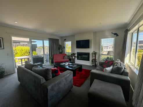 4 Mayfly Grove, Nukuhau