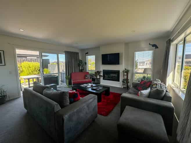 4 Mayfly Grove, Nukuhau