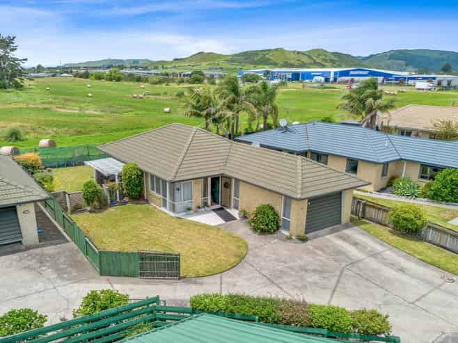 17 Sequoia Grove, Mount Maunganui