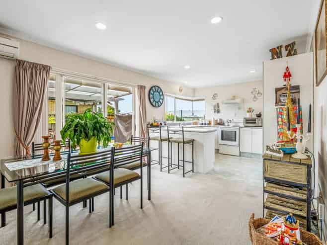 17 Sequoia Grove, Mount Maunganui