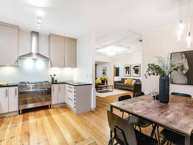 106 The Parade, Paekakariki