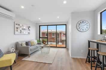 4/30 Woodford Avenue, Henderson