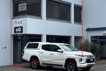 Office on Moorhouse - Great Car Parking 