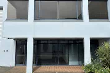 Office on Moorhouse - Great Car Parking 