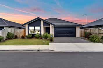 10 Antill Street, Woodend