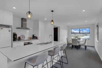 10 Antill Street, Woodend