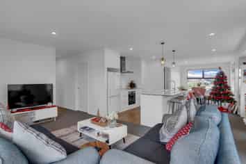 10 Antill Street, Woodend