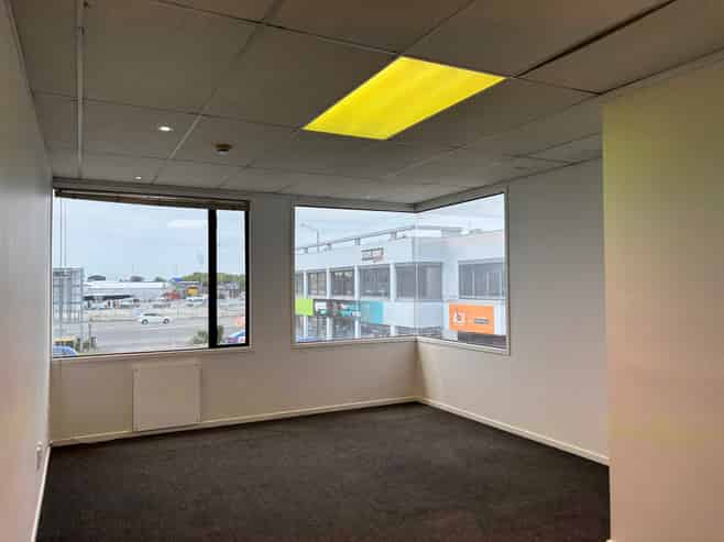 First Office on Moorhouse - Great Car Parking