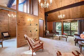 39 Greenaway Rd, Waikanae