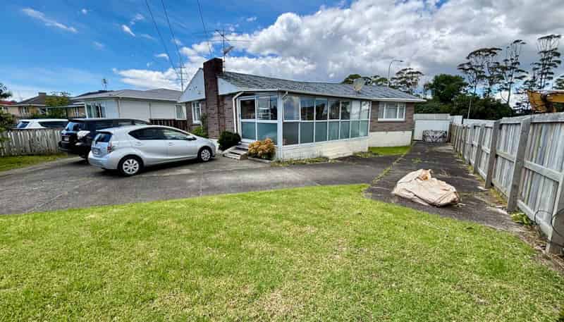 21 Dale Crescent, Pakuranga
