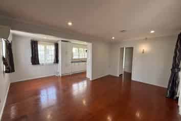 21 Dale Crescent, Pakuranga