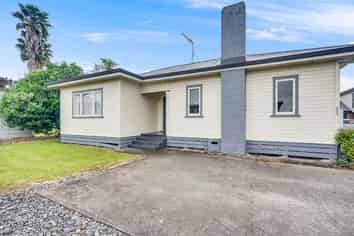 221 Fox Street, Hamilton East