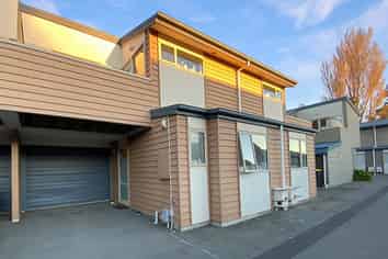 5/9 Cameron Street, Sydenham