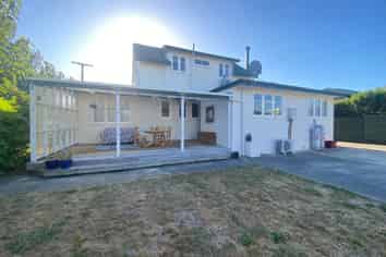 56 Mowat Street, Springlands