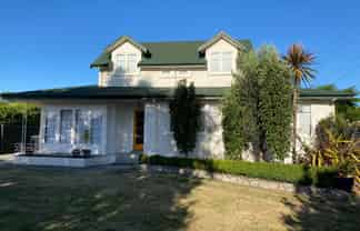 56 Mowat Street, Springlands