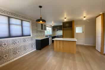 56 Mowat Street, Springlands