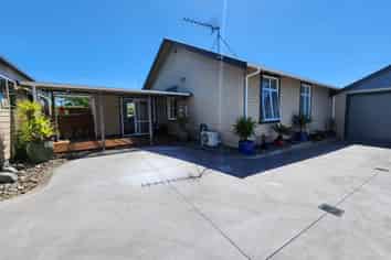 5 Holloway Road, Omata