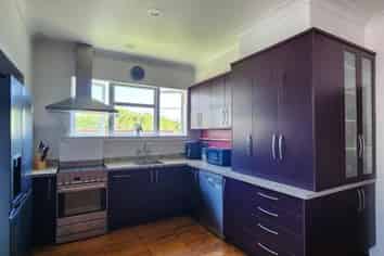 5 Holloway Road, Omata