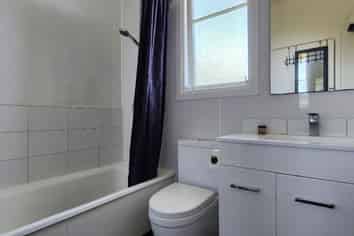 5 Holloway Road, Omata