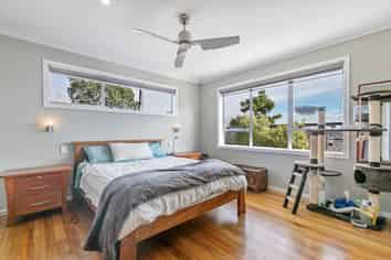 8 Juliet Ave, Howick