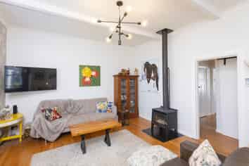 2 Kennedy Street, Mangapapa