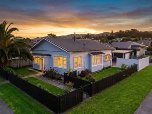 2 Kennedy Street, Mangapapa