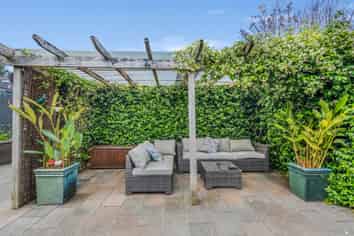 11 Bluegum Place, Woodhill