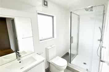 101/3 Beaumonts Way, Manurewa