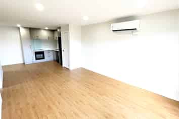 101/3 Beaumonts Way, Manurewa