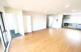 205/3 Beaumonts Way, Manurewa