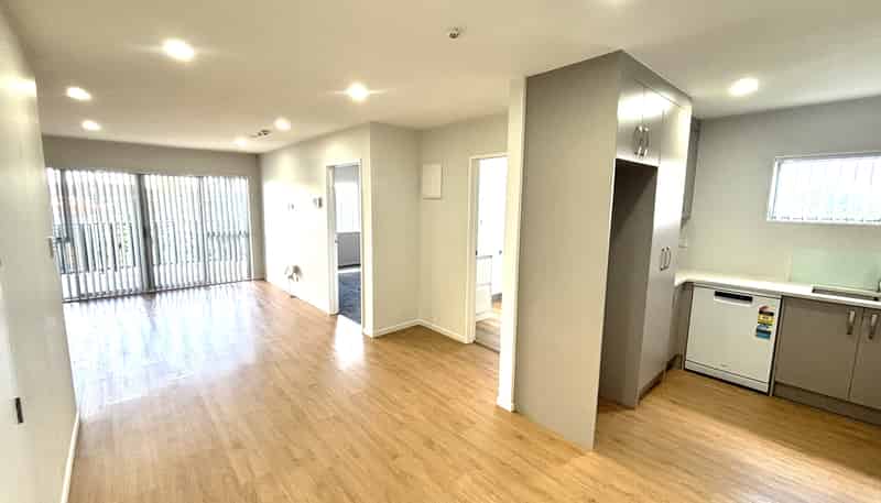 201/3 Beaumonts Way, Manurewa